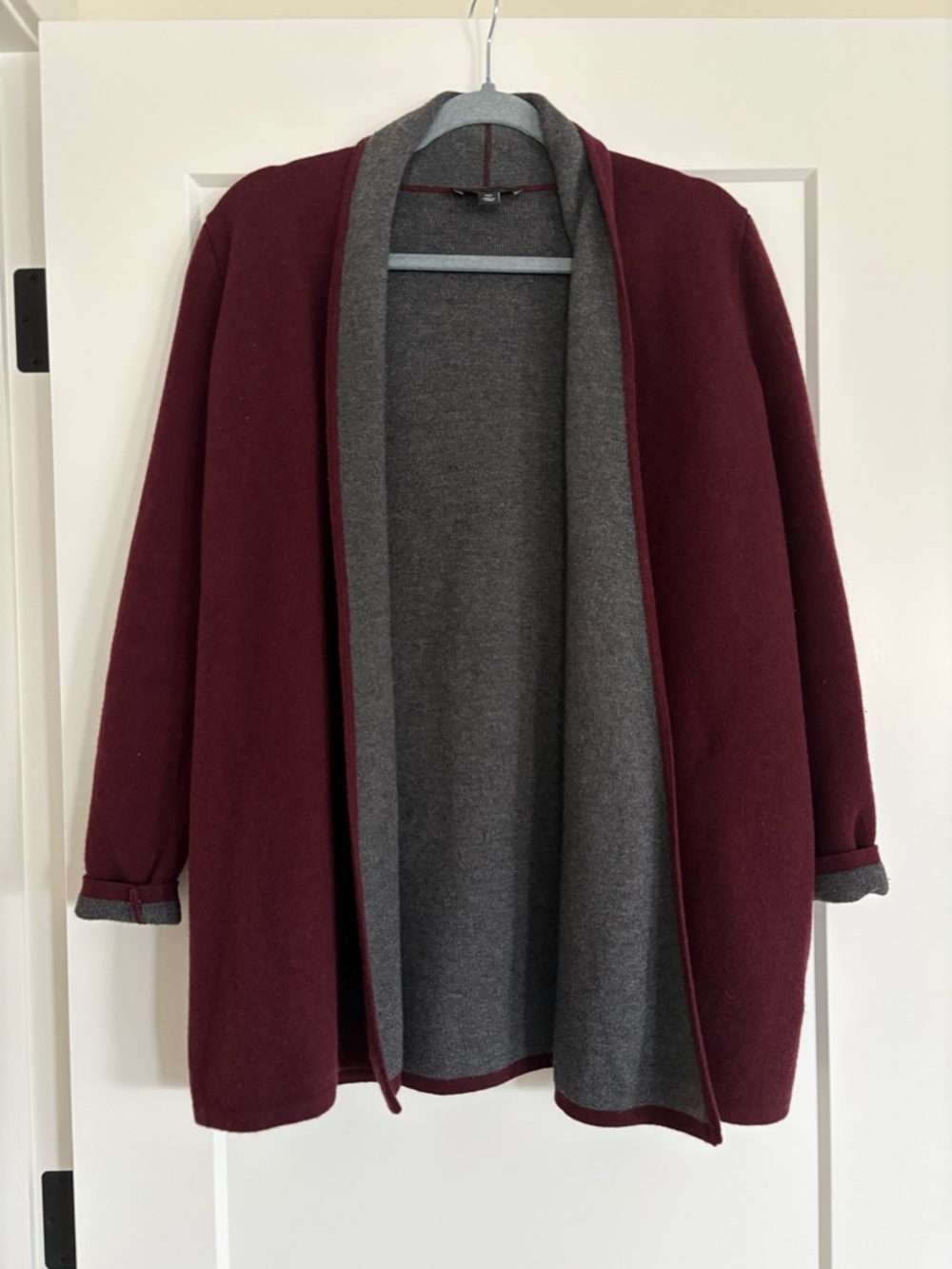 Ann Taylor Two-Tone Open-Front Cardigan in Burgundy and Gray - Picture 3 of 5
